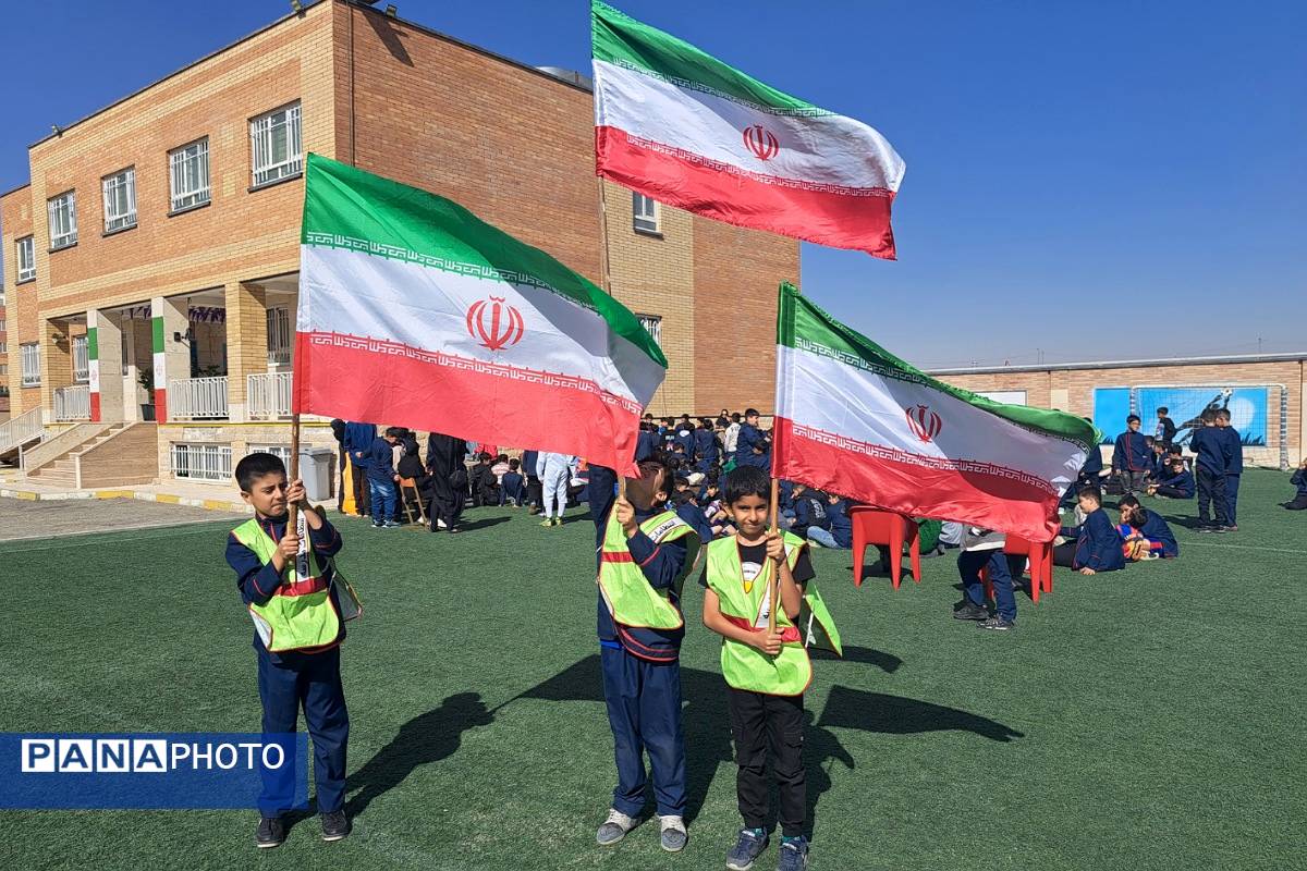 برگزاری مراسم بزرگداشت یاد و خاطره شهدای دانش‌آموز و جشن روز دانش‌آموز در مدارس شهرستان ملارد