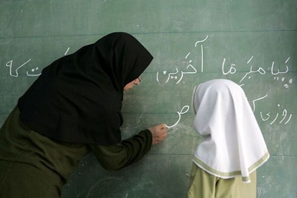 ابتکارات، خلاقیت و نوآوری معلمان زبان فارسی داوری می‌شود 