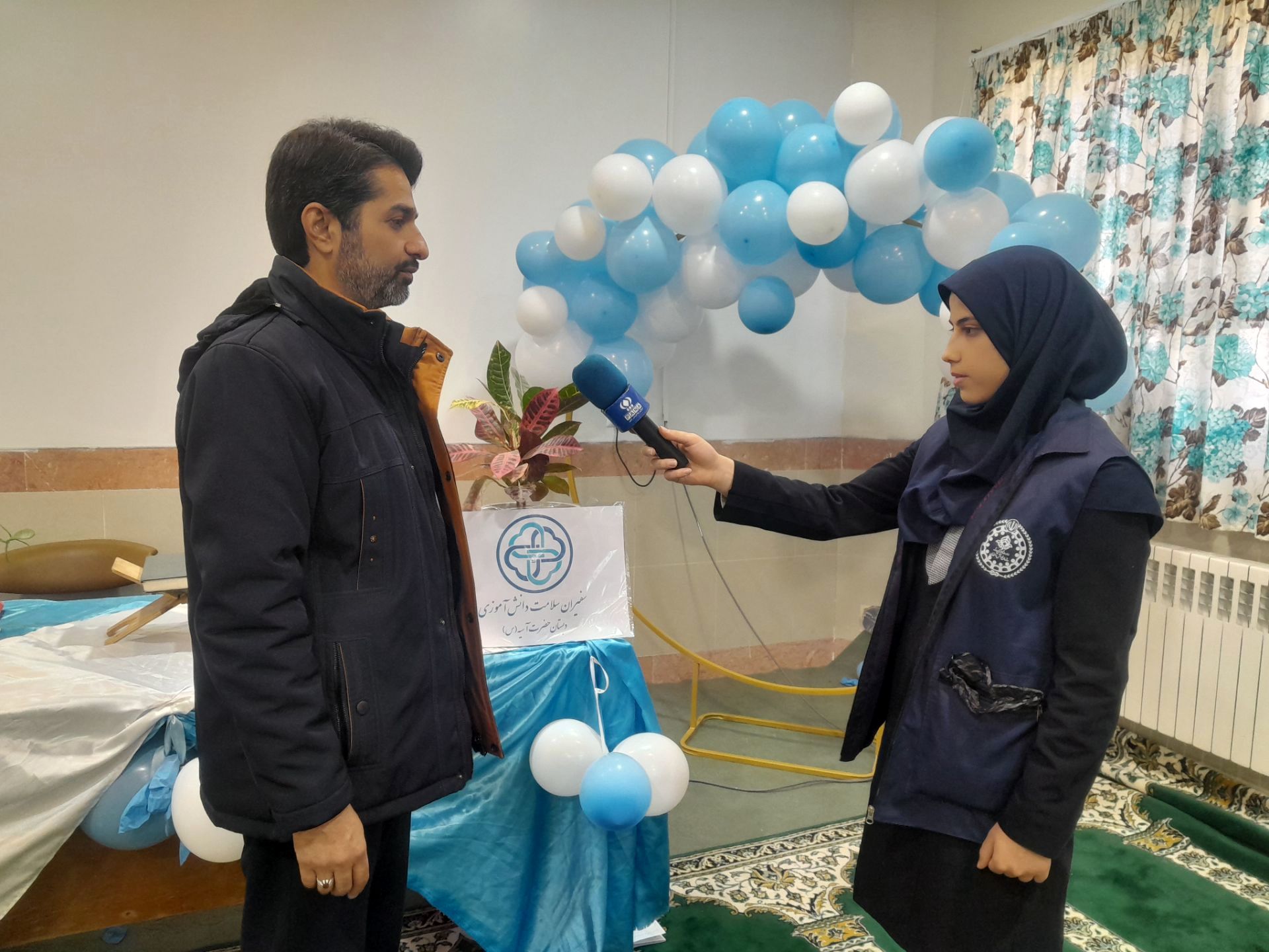 دانش‌آموزان با بسته‌های «ایرانمون» میهن‌دوستی را مرور می‌کنند