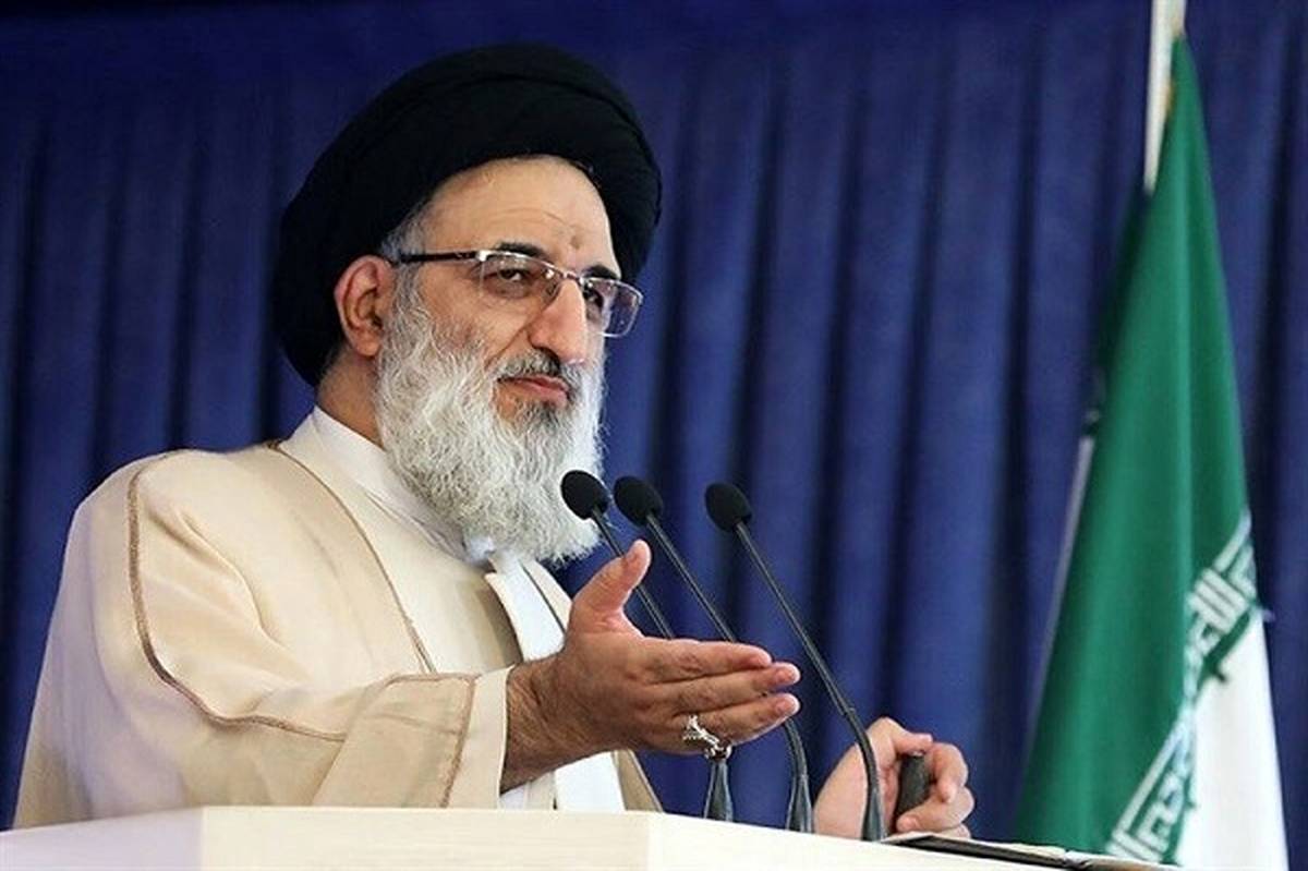   هوشیار و آگاه باشید تا فریب دشمن را نخورید