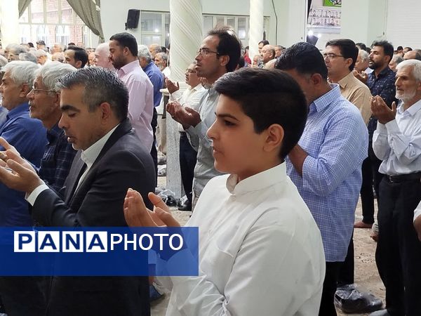 نماز باشکوه عید سعید قربان در شهرستان کاشمر 