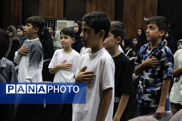 اختتامیه کلاس‌های تابستانی و تقدیر از برگزیدگان فرهنگی و قرآنی در گرمه