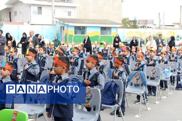 جشن شکوفه‌های دانش در شهرستان کردکوی