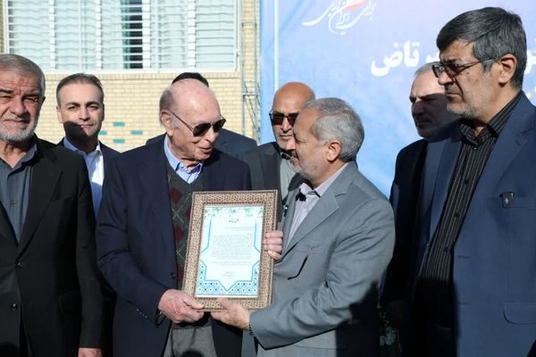 دکتر مرتاض، نماد ایثار و معلمی برای نسل جوان است