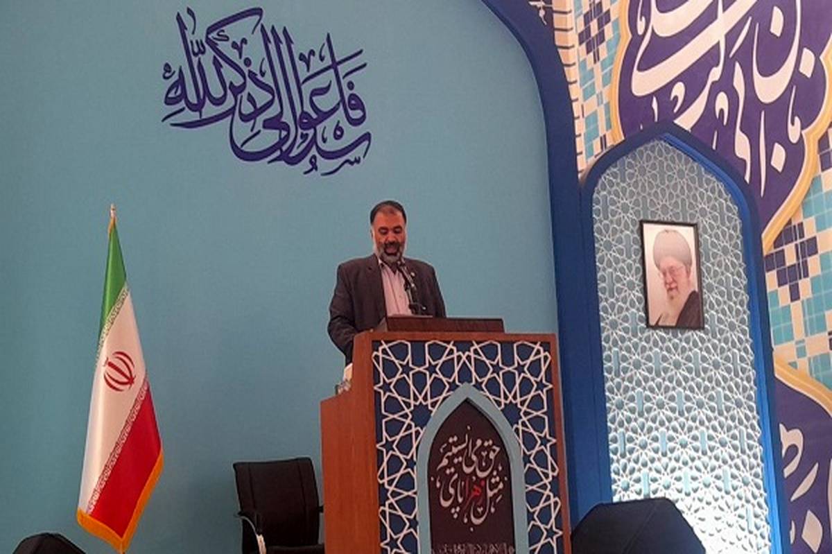 توسعه فرهنگ کتاب و کتابخوانی بسیار اهمیت دارد