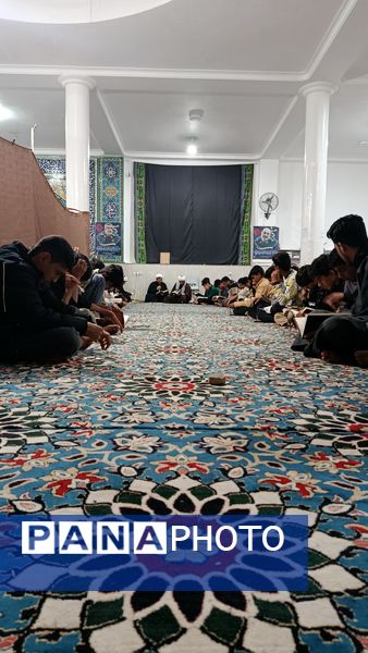 مراسم اعتکاف دانش‌آموزی در مسجد نور سندرک