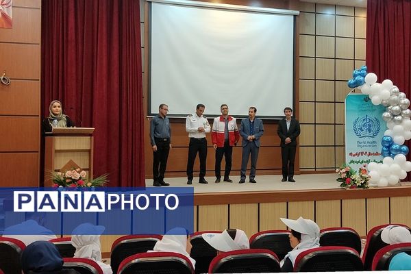 تجلیل از حافظان سلامت و ایمنی در رباط کریم