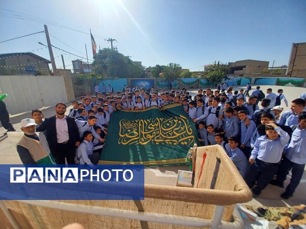 یادواره شهدا دانش آموز در دبیرستان نمونه مرحوم طاووسی شهرستان خلیل آباد 