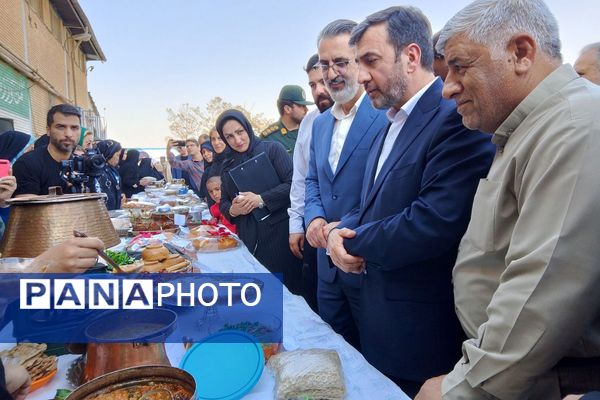جشنواره فرهنگی و بومی محلی و نمایشگاه دستاوردهای روستائیان بخش کهریزک 