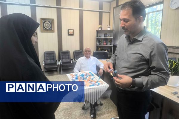 پاسداشت بزرگداشت حافظ شیرازی در اداره آموزش و پرورش ناحیه یک شهرری