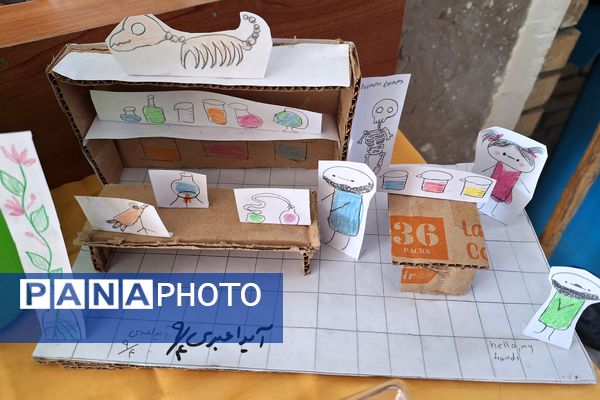 نمایشگاه دست سازه‌های علوم و آزمایشگاه در دبیرستان پویش 