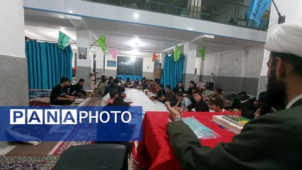 برگزاری مراسم معنوی اعتکاف در شهر پاتاوه 