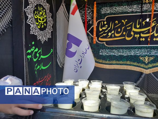 خدمت‌رسانی به زائران دهه آخر ماه صفر در ایستگاه‌های صلواتی موکب‌های مشهد