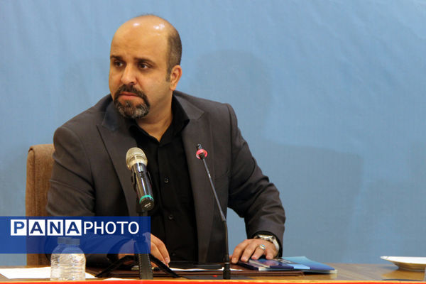 نشست خبری مهرداد بذرپاش وزیر راه و شهرسازی