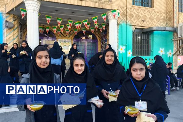  محفل انس با قرآن در ایام فاطمیه 