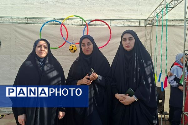 حماسه حضور دانش‌آموزان قرچکی در یوم الله ۱۳ آبان