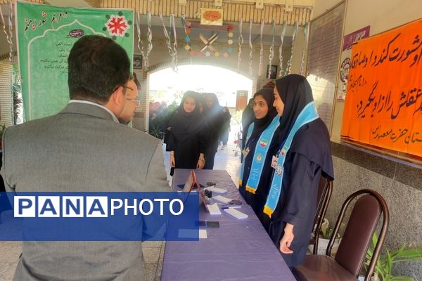 انتخابات شورای دانش‌آموزی شهرستان بندرلنگه