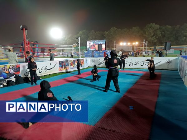 میدان‌نمایی رزم‌آوران طوس در قلب مشهد