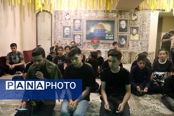 قرائت دعای زیارت عاشورا در پایگاه بسیج حضرت صاحب الزمان (عج)