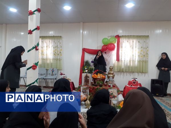 مدرسه نمونه سردار شهید محمدی پور خلیل آباد میزبان شادی یلدا 