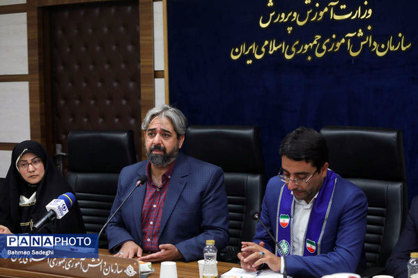 نشست معاون پرورشی و فرهنگی وزارت آموزش و پرورش با معاونان پرورشی، تربیت‌بدنی و مسئولان سازمان دانش‌آموزی آذربایجان شرقی