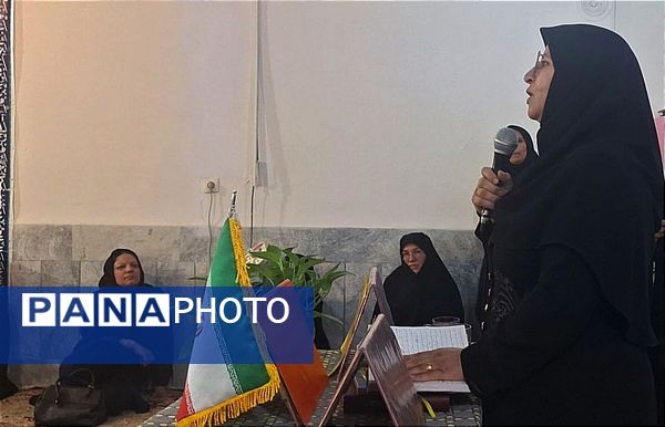 جلسه هدایت تحصیلی با والدین در دبیرستان فیاض 