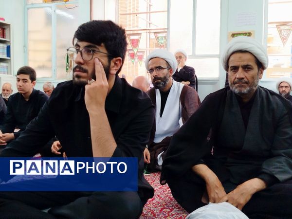 مجلس عزای حسینی در حوزه علمیه امام صادق (ع) کاشمر