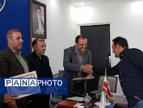 دورهمی صمیمی خبرنگاران با فرماندار شهرستان جعفرآباد قم