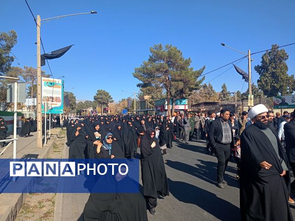 شهید گمنام در کاشمر تشیع شد