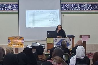 آموزش خانواده جهت آگاهی والدین در دبیرستان پویش 