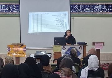 آموزش خانواده جهت آگاهی والدین در دبیرستان پویش 