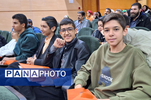 آیین پاسداشت فرهیختگان آینده‌ساز؛ مقام‌آوران جشنواره نوجوانان خوارزمی