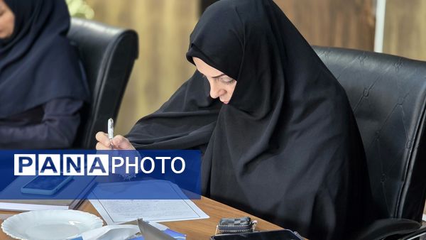 جلسه کمیته سلامت در آموزش و پرورش قائمشهر 