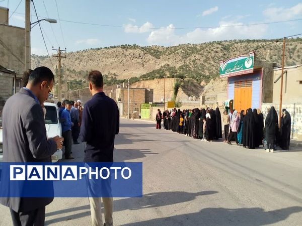 استقبال پر شور مردم چاروسا از کاروان خدام رضوی