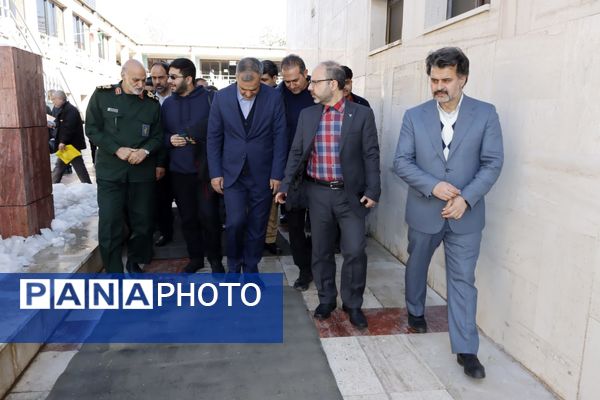 همایش تقدیر از پژوهشگران و فناوران برتر خراسان رضوی و تجلیل از جهادگران علم و فناوری