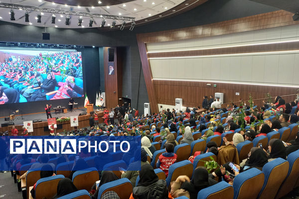 گردهمایی بزرگ داوطلبان آتش‌نشانی 