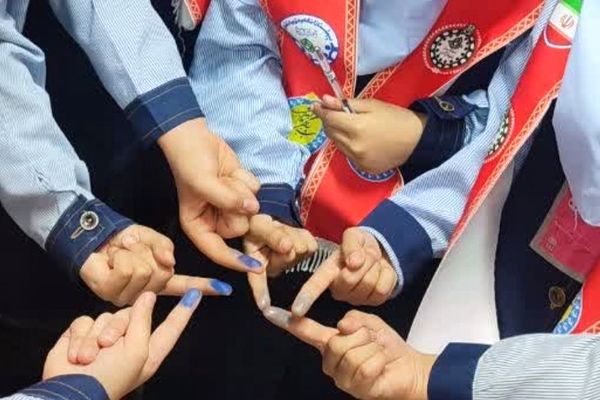 انتخابات شورای دانش آموزی دبستان دخترانه فرهنگیان ۲ 