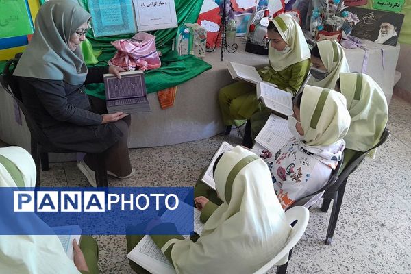مدارس شهرستان فیروزکوه میزبان محافل انس با قرآن در هفته قرآن، عترت و نماز