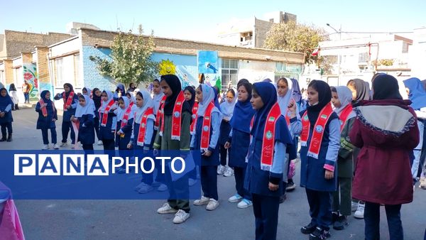 آیین افتتاحیه سفیران سلامت در مدرسه شهید خاقانی شهرستان شیروان