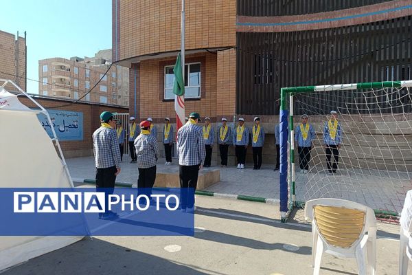 مراسم پدافند غیرعامل در دبیرستان بشارت بهارستاندو