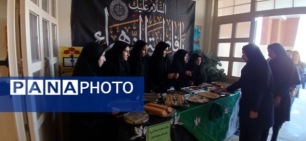 برپایی موکب دانش‌آموزی به‌مناسبت شهادت حضرت فاطمه(س)