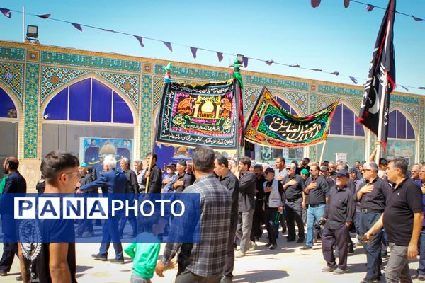 عزاداری رحلت پیامبر(ص) و شهادت امام حسن(ع) در صحن آستان مقدس سلطانعلی(ع) مشهداردهال کاشان