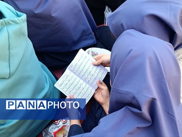 طنین همدلی در دهه فاطمیه، توزیع آش نذری در میان دانش‌آموزان دبیرستان دکتر جواد حداد ۲