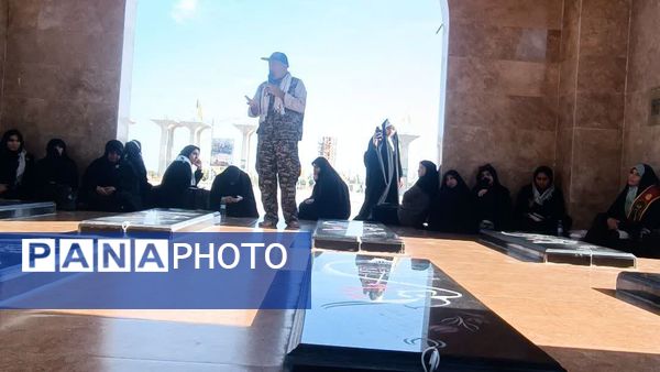 بازدید دختران استان گلستان از مناطق جنگ ۸ ساله دفاع مقدس در سفر راهیان نور