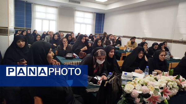 اولین همایش توانمندسازی آموزگاران در بازشناسی خط قرآن درسی و شیوه‌های نوین آموزش کشور در آذربایجان شرقی