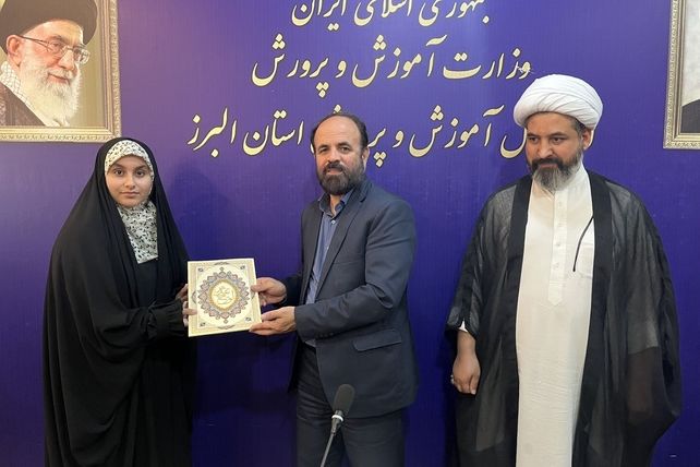 برگزاری نشست شورای دانش‌آموزی استان البرز