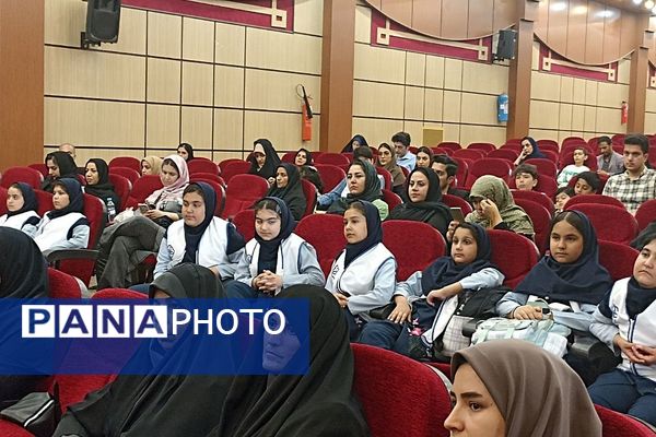 تجلیل از حافظان سلامت و ایمنی در رباط کریم