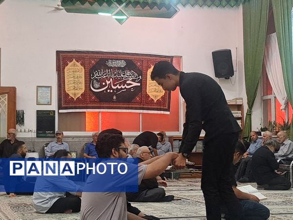 مراسم شب اربعین در مسجد الهادی نیشابور