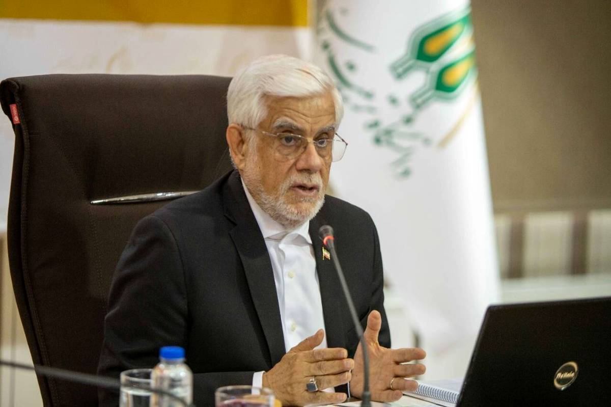 عارف: هوش مصنوعی باید در همه خدمات کشور جایگاه خود را پیدا کند