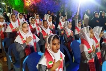 جشن خیابانی آغاز سال تحصیلی با اجرای گروه‌های سرود مدارس رودان